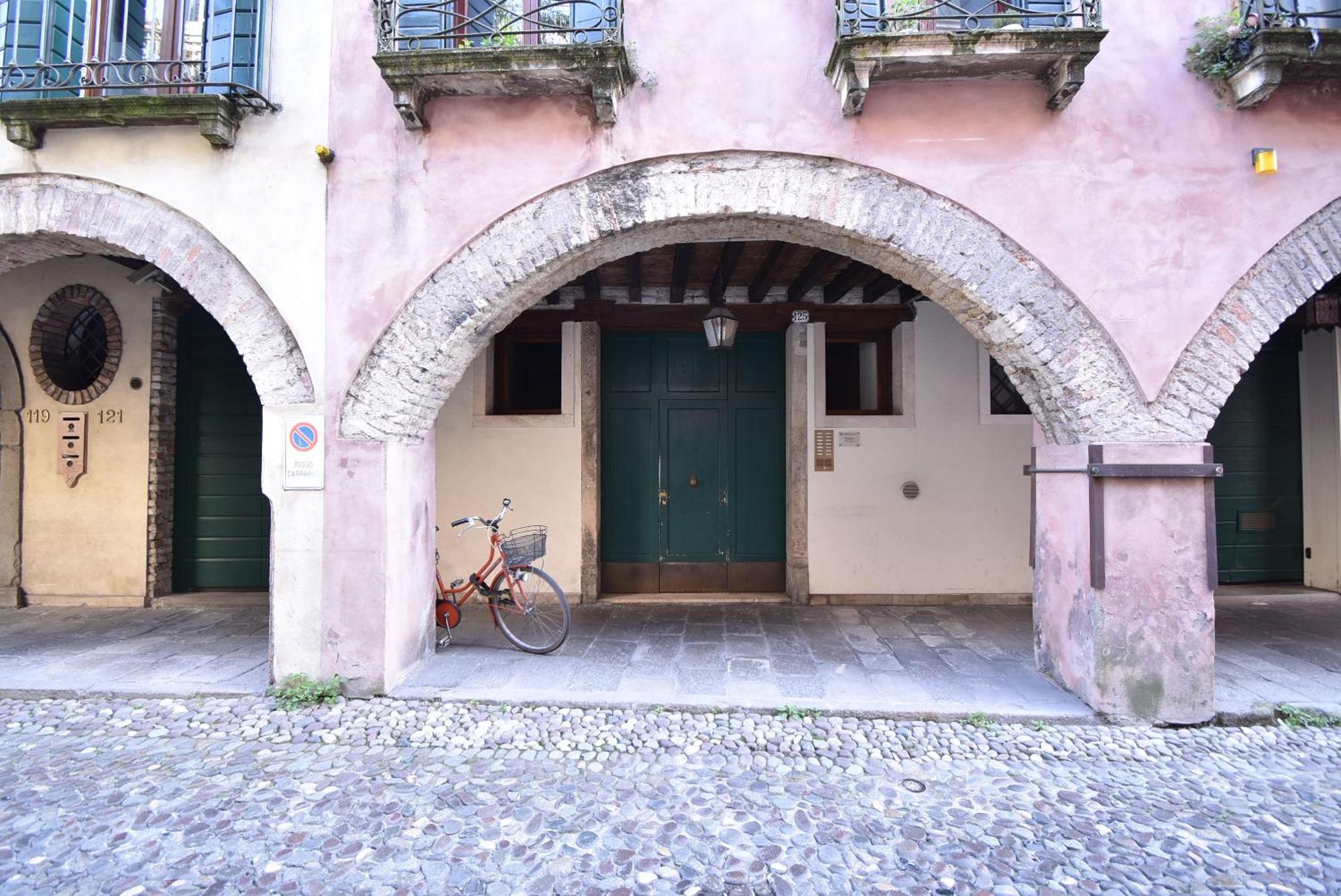 Welc-Om Savonarola Open Space 帕多瓦 外观 照片